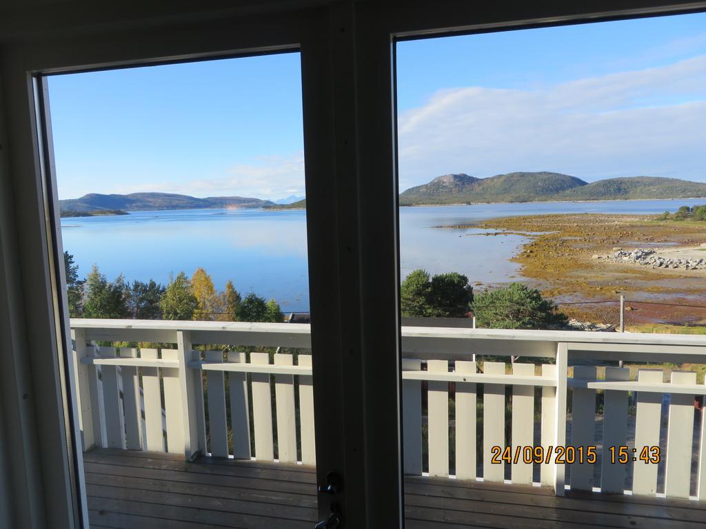 Ulvsvag Gjestgiveri Og Fjordcamping As Kamer foto